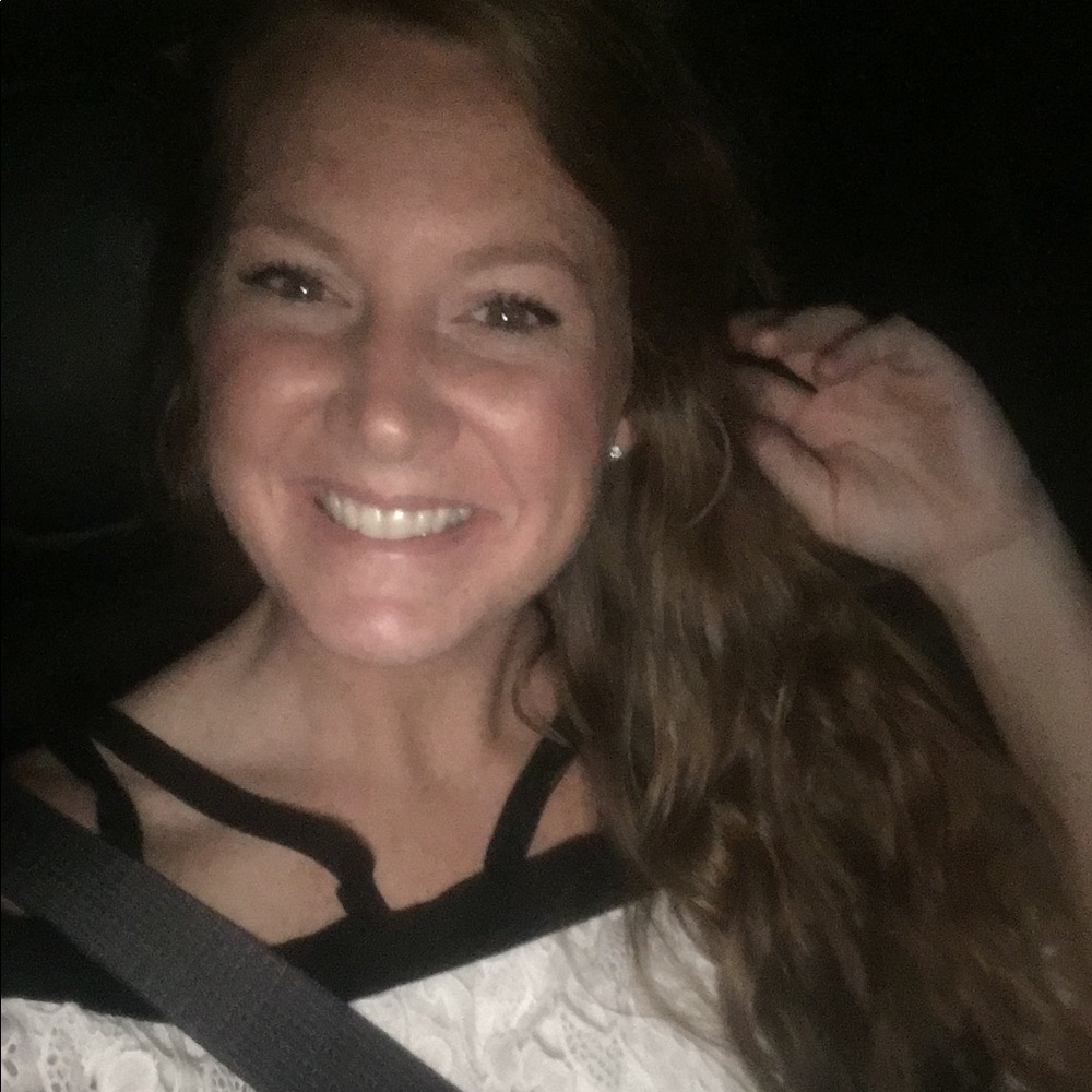 Meet your Posher, Ashlie